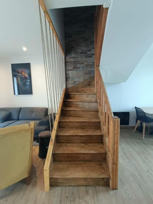 # Le Beffroi# Maison# Murol Buitenkant foto